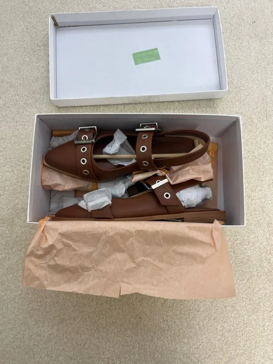 NIB Quince Size 7 Italian Leather Bold Buckle Slingback Flat In Cognac - Picture 6 of 7